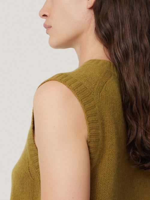 Cashmere Crew Neck Tank | Light Olive